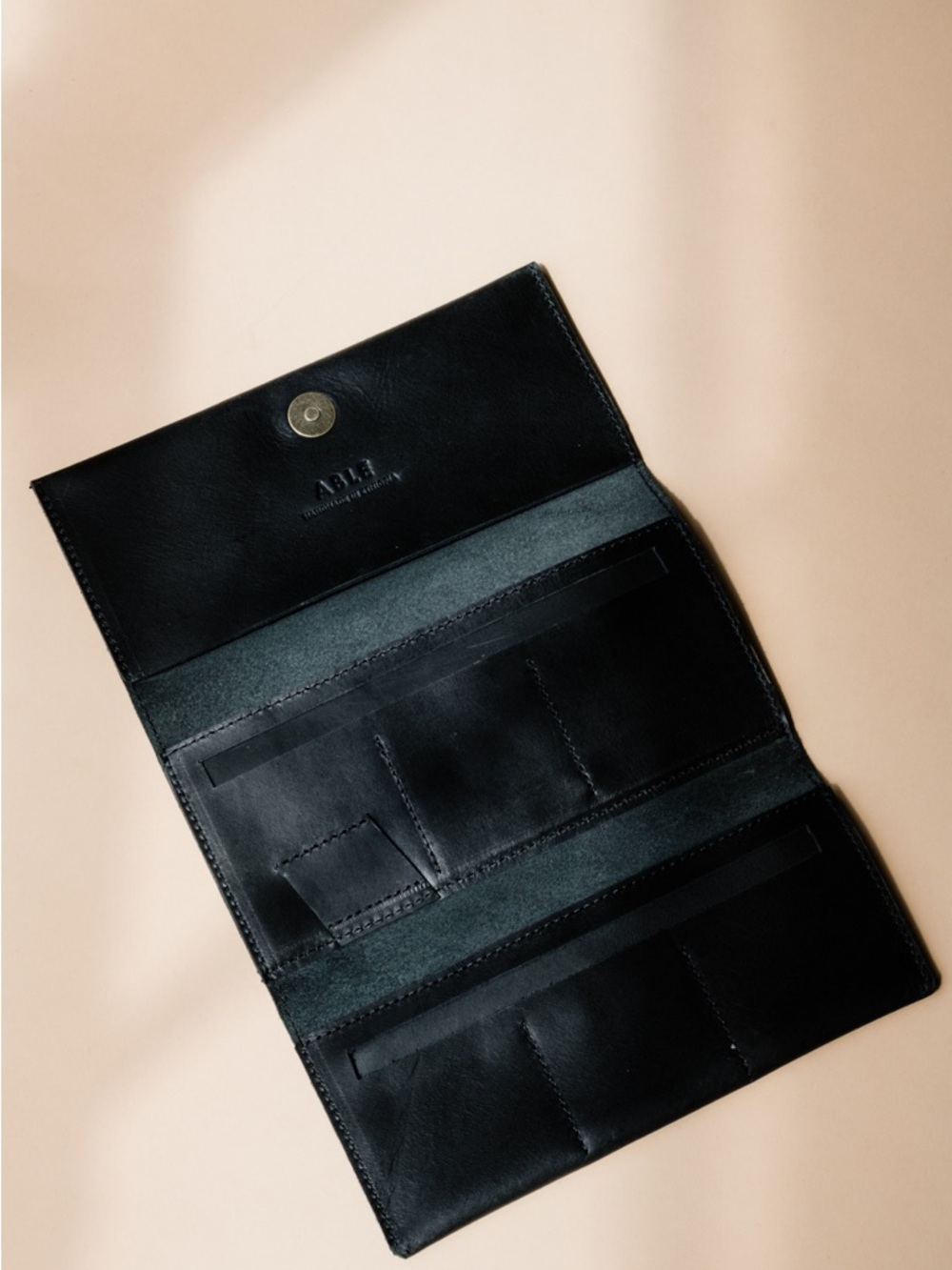 ABLE Debre Wallet - Picture 3 of 8